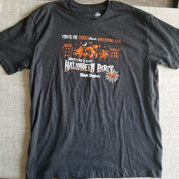 Disney Mickey's Not So Scary Halloween Party 2019 T-shirt - Picture 2 of 4